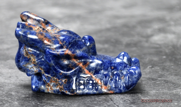 Hexenshop Dark Phönix Sodalith Drachen Kristallschädel Leif Totenkopf Halbedelstein